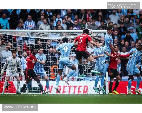 曼联足球明星的辉煌历程与英超赛场的传奇故事