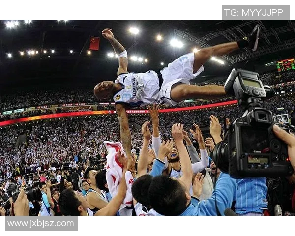 最牛救球足球明星背后的传奇故事与精彩瞬间揭秘